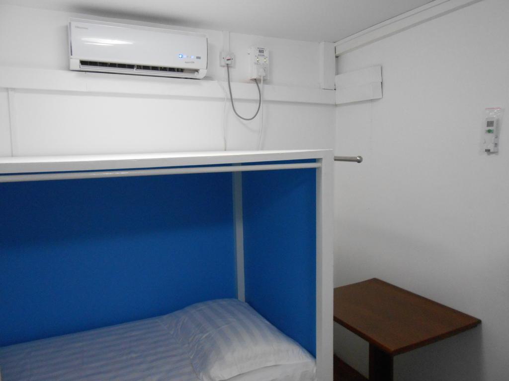 Four Rivers Youth Hostel 仰光 客房 照片