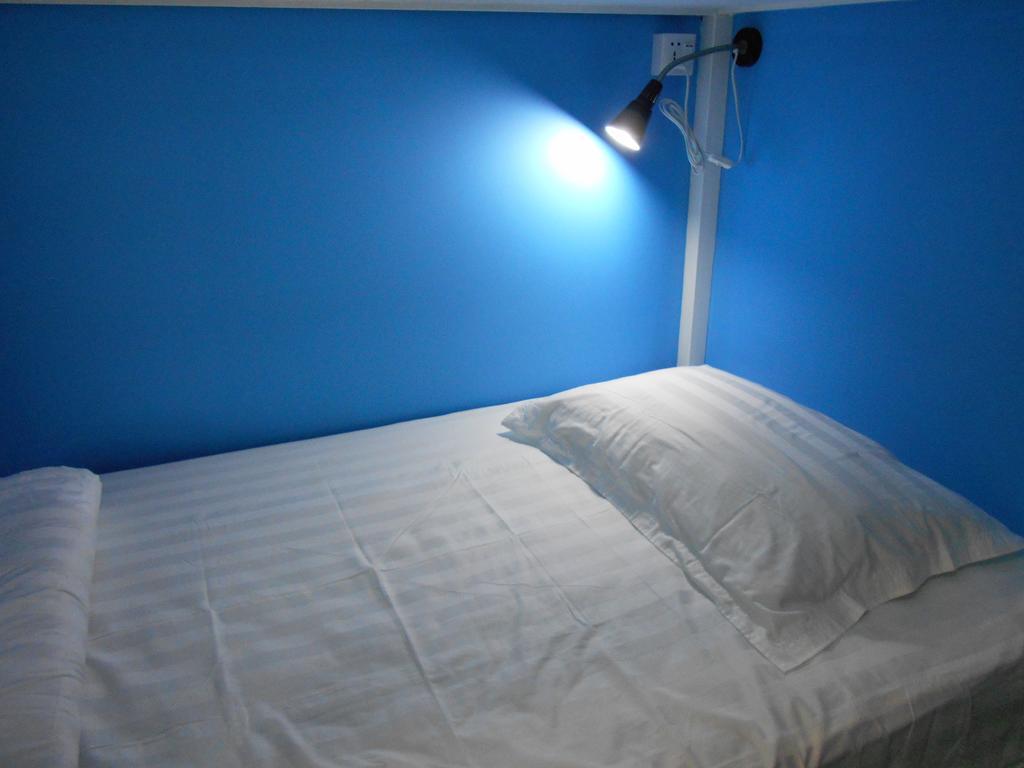 Four Rivers Youth Hostel 仰光 客房 照片